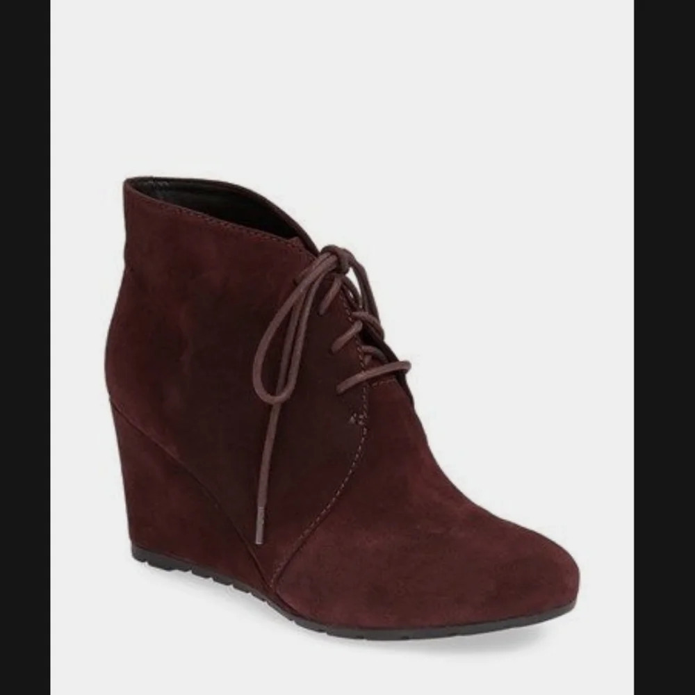 Clarks Artisan Rosepoint Dew Bootie Suede Leather Wedge Heels Ankle Boots sz.6M